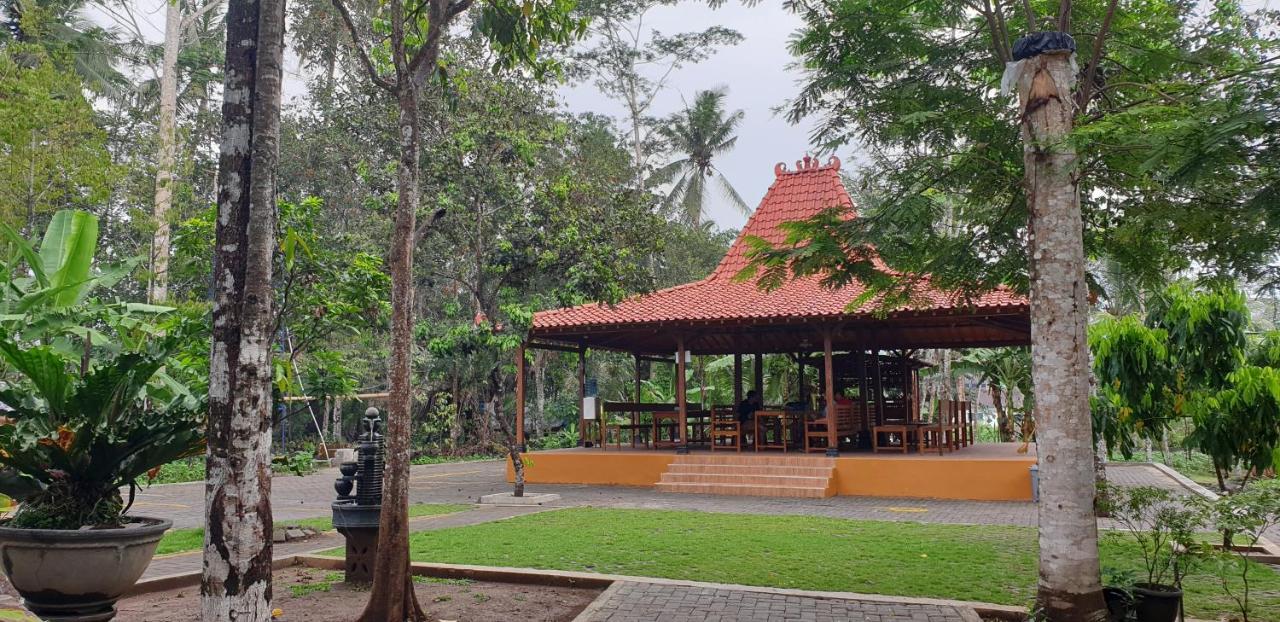 Anugrah Borobudur 1 & 2 Magelang Exterior photo